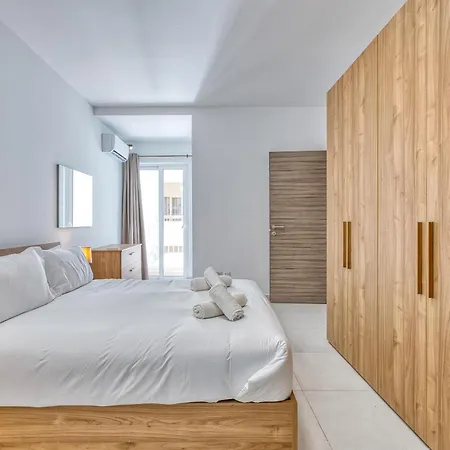 Апартаменты Qawra Fully Equipped Apartments, Opposite The By 360 Estates *