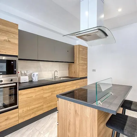 شقة Qawra Fully Equipped Apartments, Opposite The By 360 Estates *