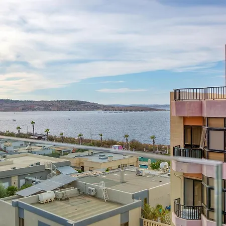 Qawra Fully Equipped Apartments, Opposite The By 360 Estates شقة خليج سانت بول