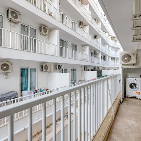 דירה Qawra Fully Equipped Apartments, Opposite The By 360 Estates