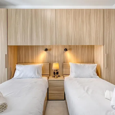 Qawra Fully Equipped Apartments, Opposite The By 360 Estates