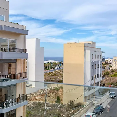 Qawra Fully Equipped Apartments, Opposite The By 360 Estates *