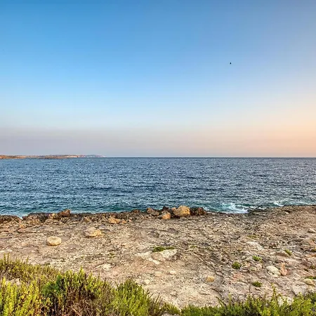 Qawra Fully Equipped Apartments, Opposite The By 360 Estates San Pawl il-Baħar