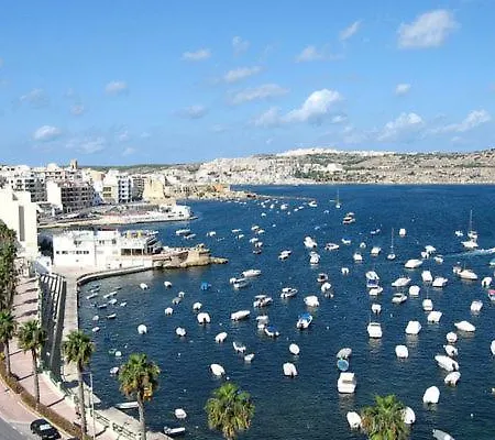 Qawra Fully Equipped Apartments, Opposite The By 360 Estates דירה