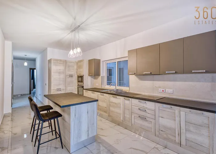 Apartment Qawra Fully Equipped Apartments, Opposite The By 360 Estates St. Paul's Bay