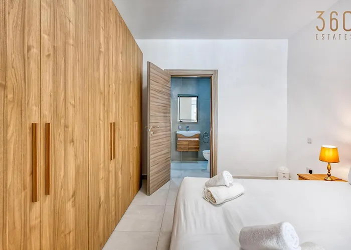 Apartment Qawra Fully Equipped Apartments, Opposite The By 360 Estates St. Paul's Bay