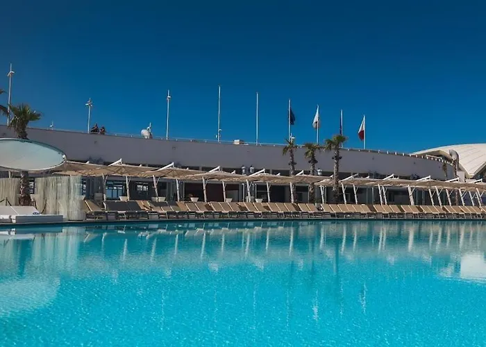 Apartment Qawra Fully Equipped Apartments, Opposite The By 360 Estates